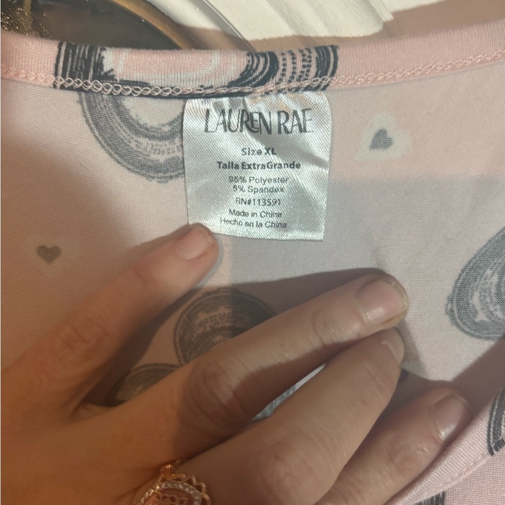 TWO sets of super buttery soft pajamas - Picture 13 of 16